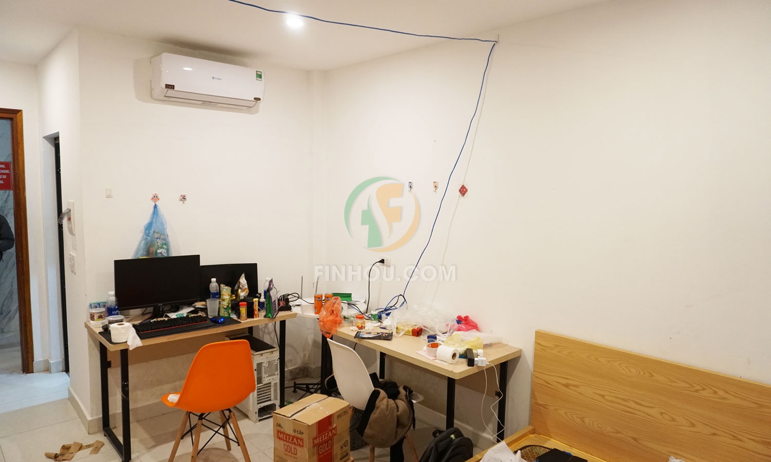  Phòng 402 tầng 4 diện tích 30m2 thuộc nhà 8 tầng khu vực Xuân Thủy - Cầu Giấy