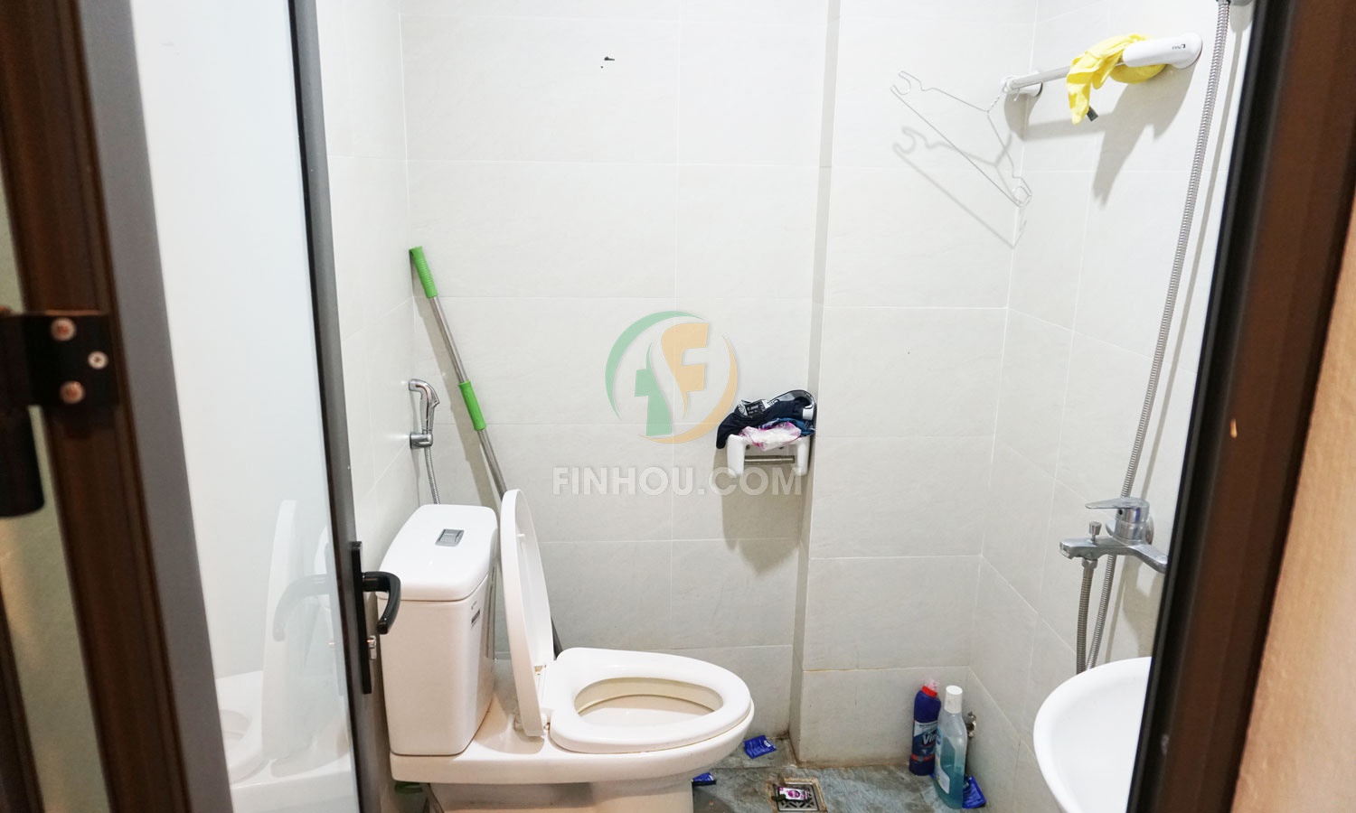  Phòng 402 tầng 4 diện tích 30m2 thuộc nhà 8 tầng khu vực Xuân Thủy - Cầu Giấy