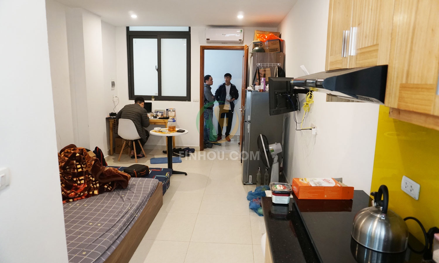Phòng 201 tầng 2 diện tích 30m2 thuộc nhà 8 tầng khu vực Xuân Thủy - Cầu Giấy