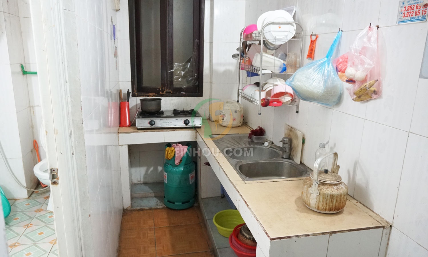 Cho thuê phòng 104 tầng 2 thuộc nhà có 31 phòng cho thuê Ngõ Gốc Đề 