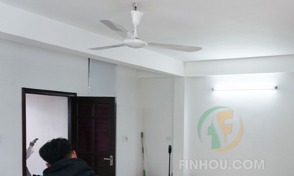 Phòng 501 tầng 5- CCMN khu Mễ Trì Thượng thuộc nhà 6 tầng có mã F355