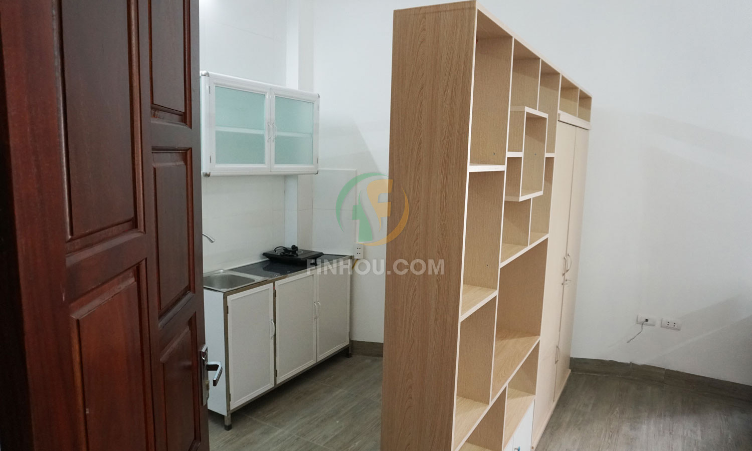 Phòng 501 tầng 5- CCMN khu Mễ Trì Thượng thuộc nhà 6 tầng có mã F355