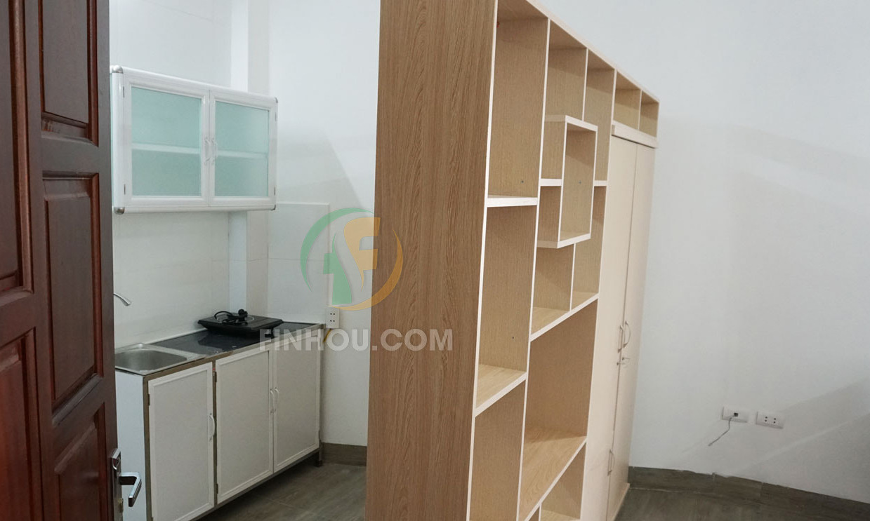 Phòng 201 tầng 2- CCMN khu Mễ Trì Thượng thuộc nhà 6 tầng có mã F355