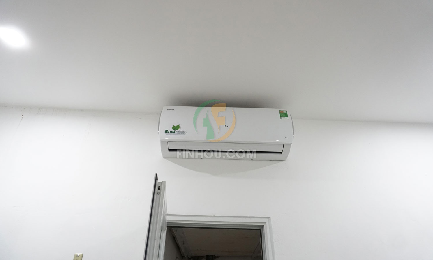 Phòng 102 diện tích 30 m2 thuộc nhà 7 tầng khu vực Lê Trọng Tấn