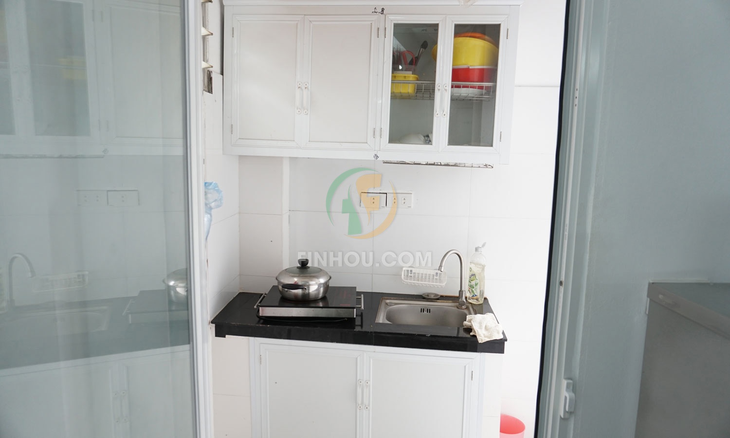 Phòng 204 diện tích 30 m2 thuộc nhà 7 tầng khu vực Lê Trọng Tấn